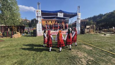 Бачево празнува 5