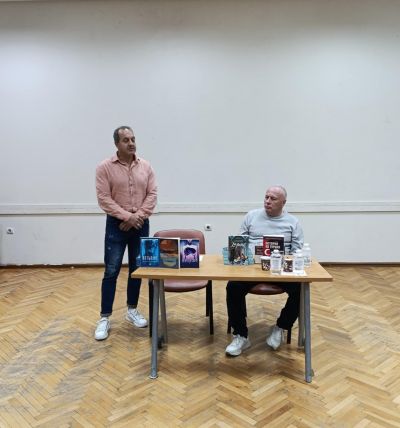 Среща с авторите Венцислав Божинов и Ибрахим Карахасан-Чънар 1