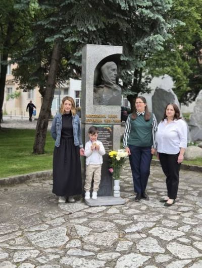 Почетохме делото на Христо Ботев с рецитация на стихове от и за поета и революционер 1