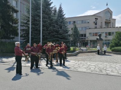 Духов оркестър 2